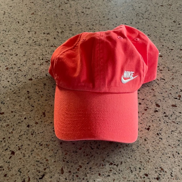 Nike Accessories - Nike Coral Hat